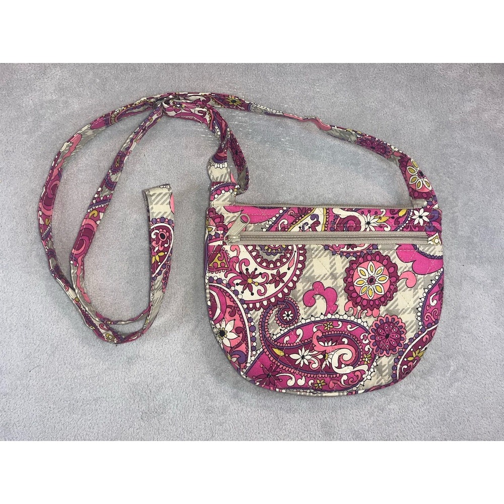 VERA BRADLEY Purse 9X7 Floral‎ with Strap, zipper and pockets Fast Shipping!